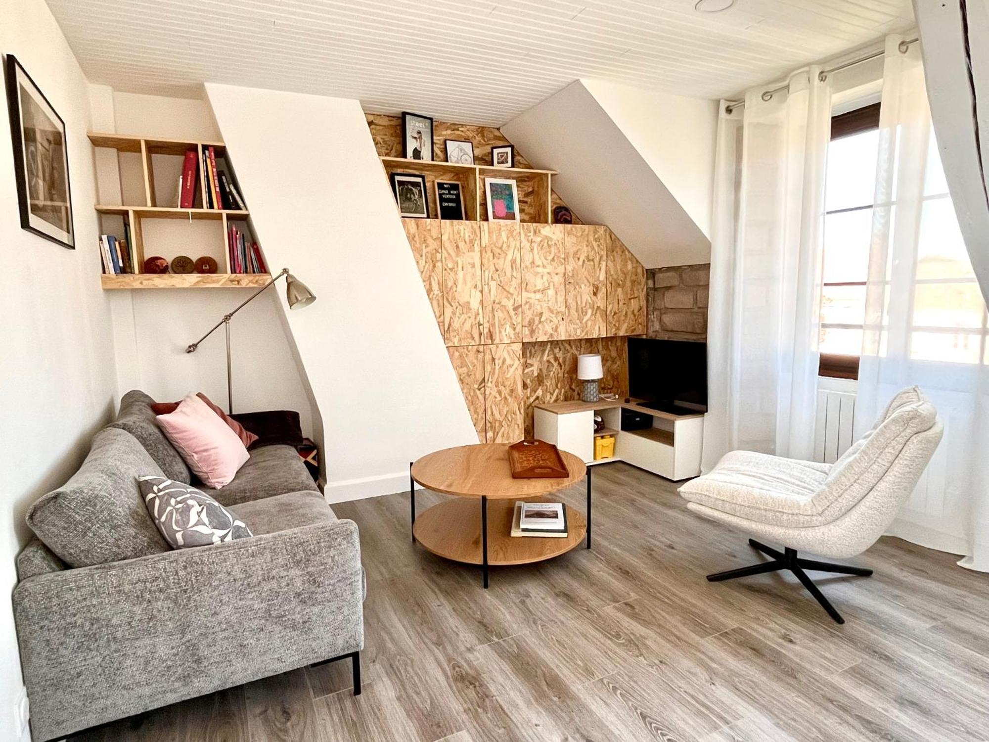 Appartement En Plein Centre Ville Milly-la-Foret Eksteriør bilde