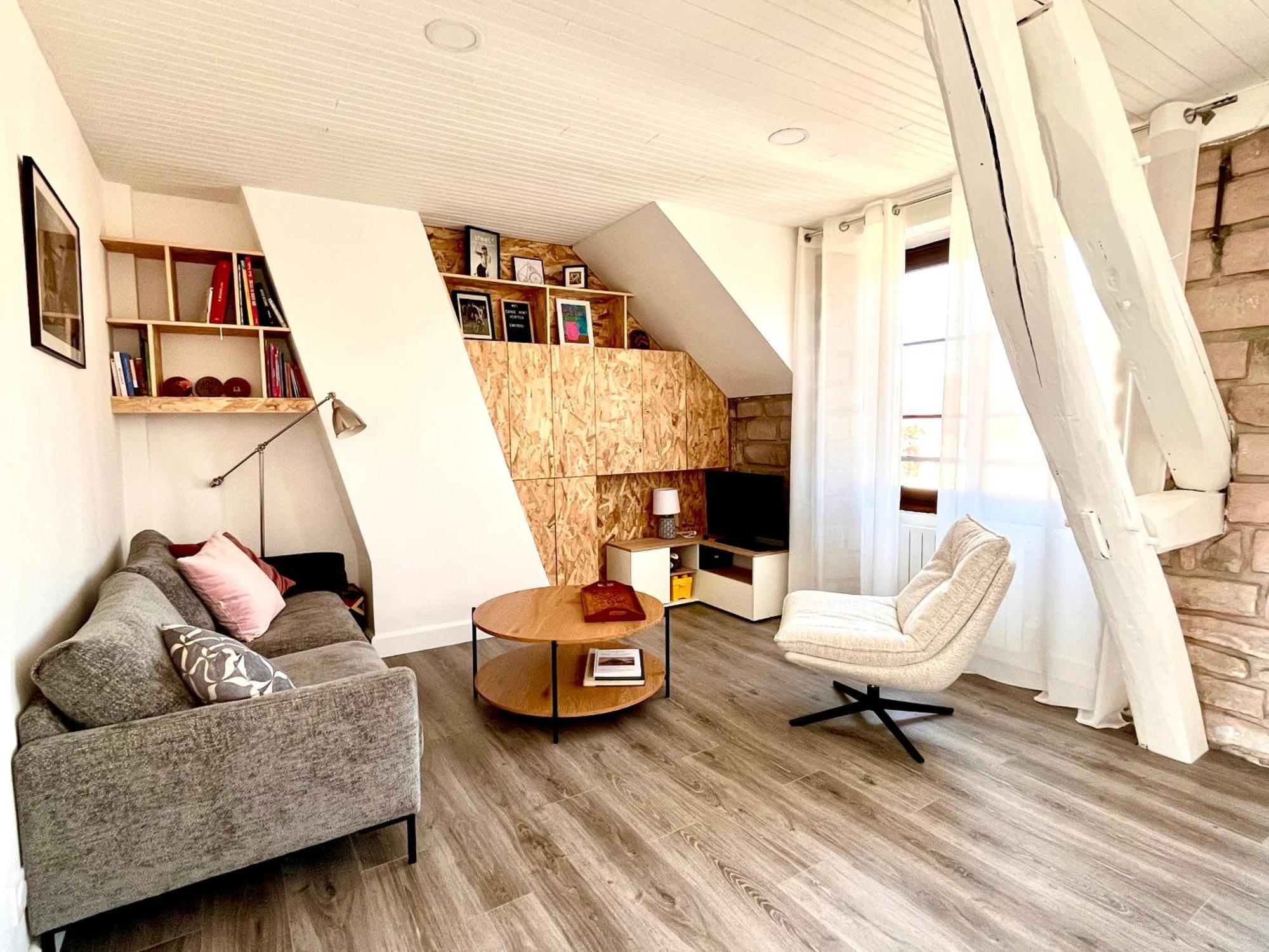 Appartement En Plein Centre Ville Milly-la-Foret Eksteriør bilde